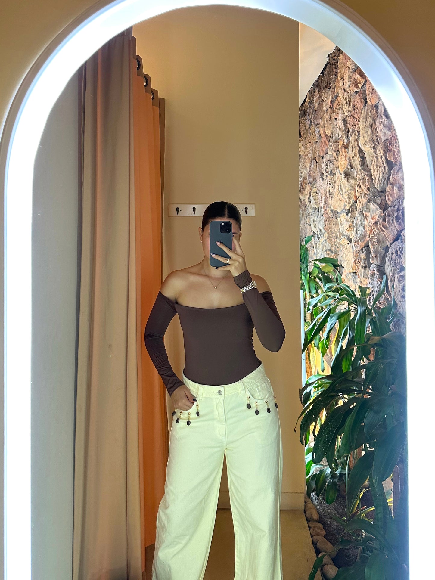 Body Lola Café