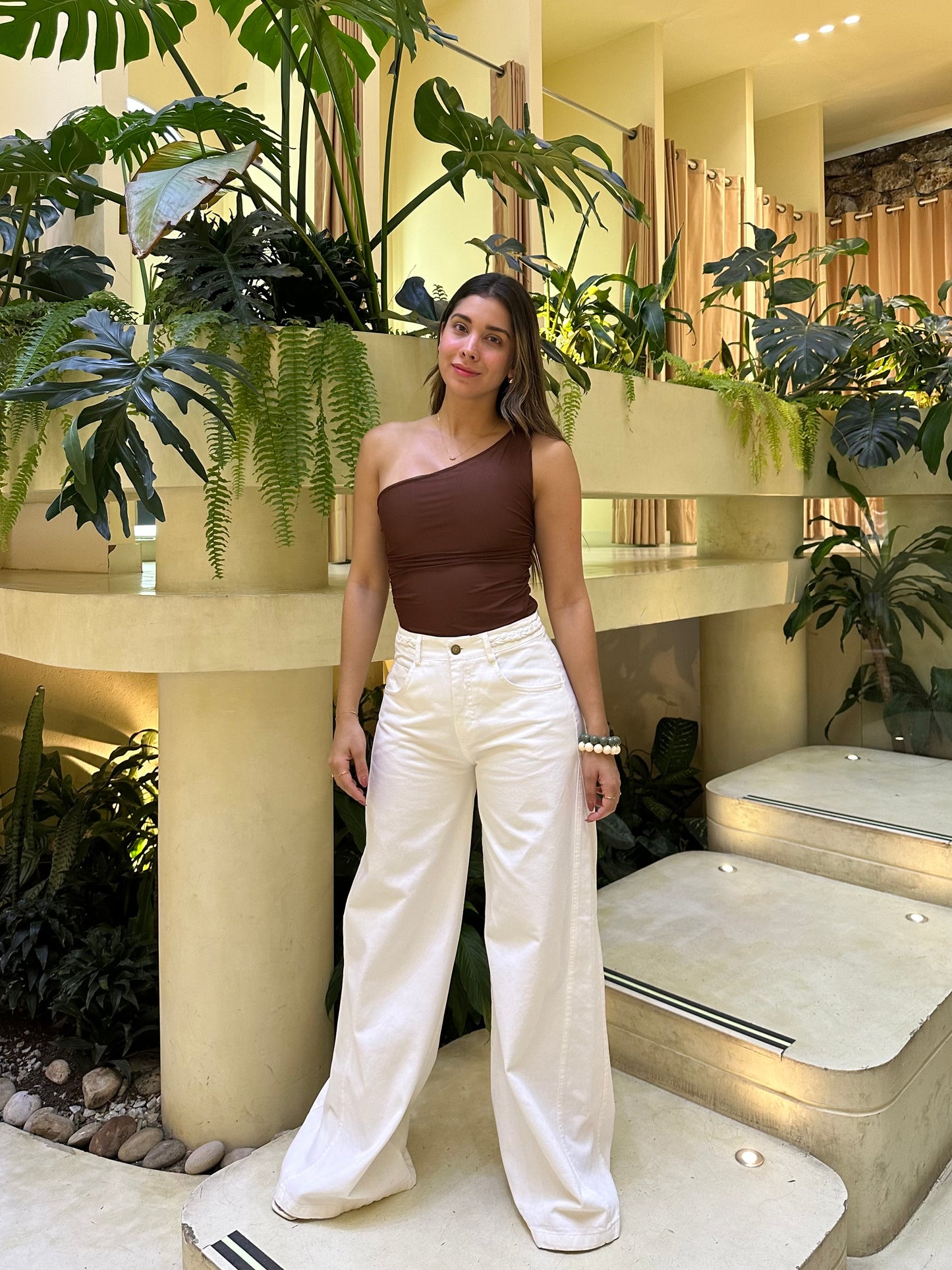 Body Aura Café