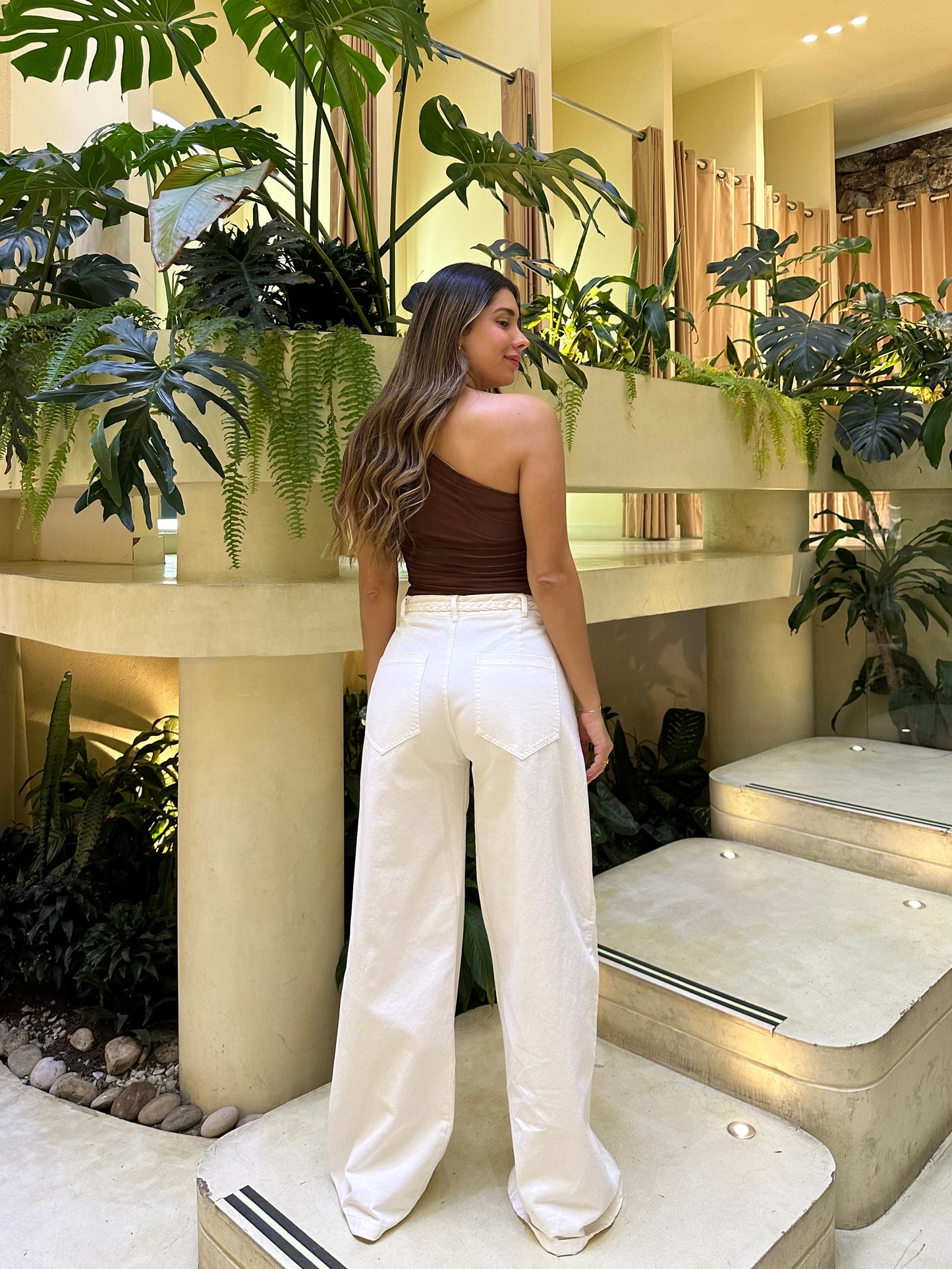 Body Aura Café