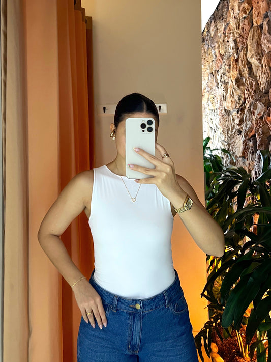 Básica Clásica Blanca